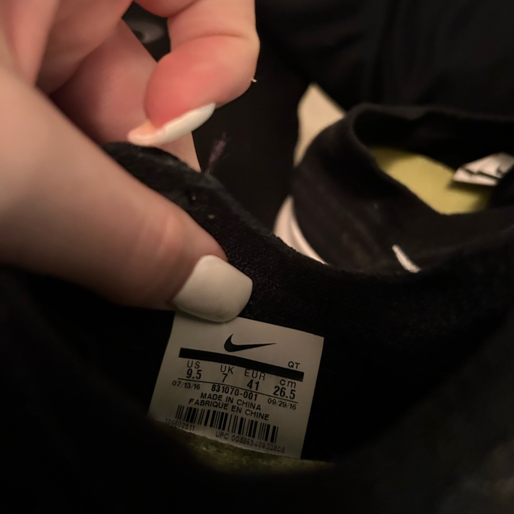 Nike free rn flynit